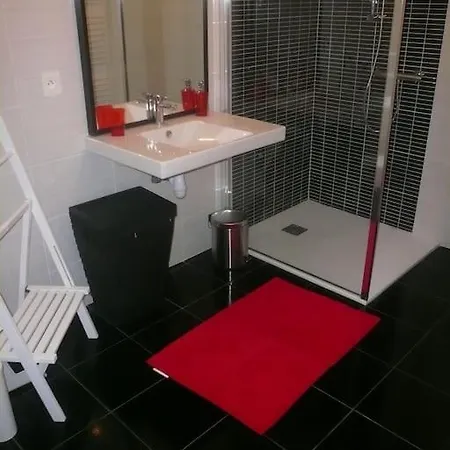 別荘 Le Chant Des Tournesols Piscine Chauffee Montirat