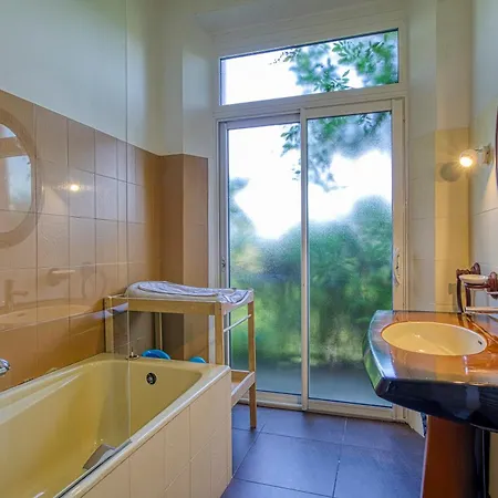 בית נופש Le Chant Des Tournesols Piscine Chauffee *