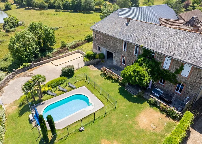 Le Chant Des Tournesols Piscine Chauffée Hébergement de vacances