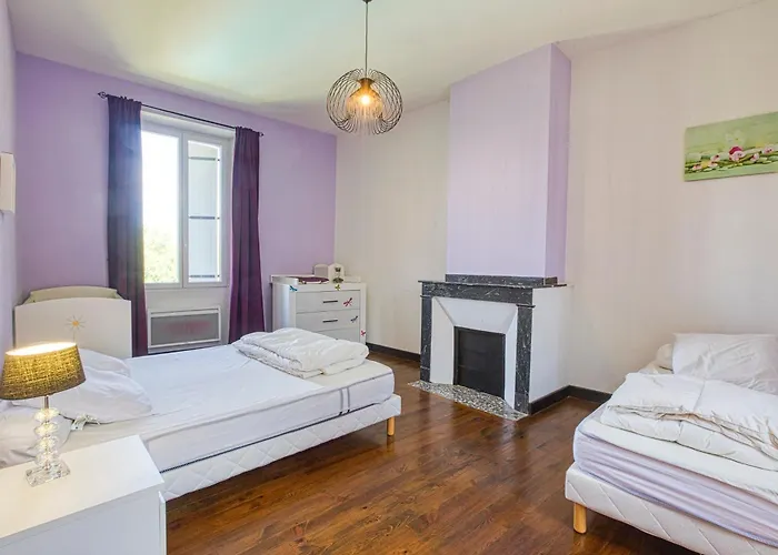 Le Chant Des Tournesols Piscine Chauffée